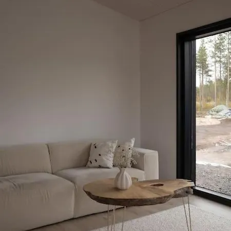 Rovaniemi, House Next To Santa Claus Village * Рованиеми